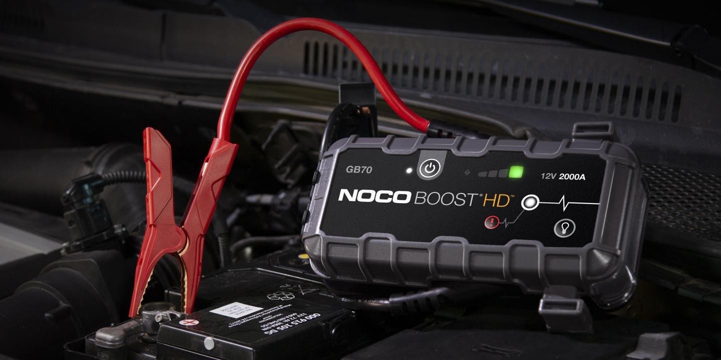 バッテリー ジャンプスターター Noco Genius Boost Gb70 リチウムイオン電池内蔵 12v 鉛電池用